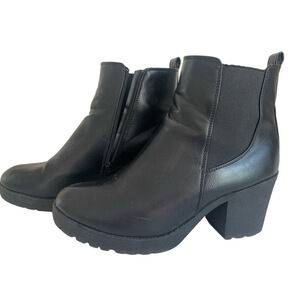Refresh Club-01 Black Leather Elastic Panel Chunky Heel Ankle Booties